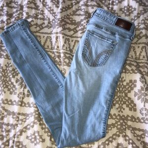 Light wash Hollister Jeans